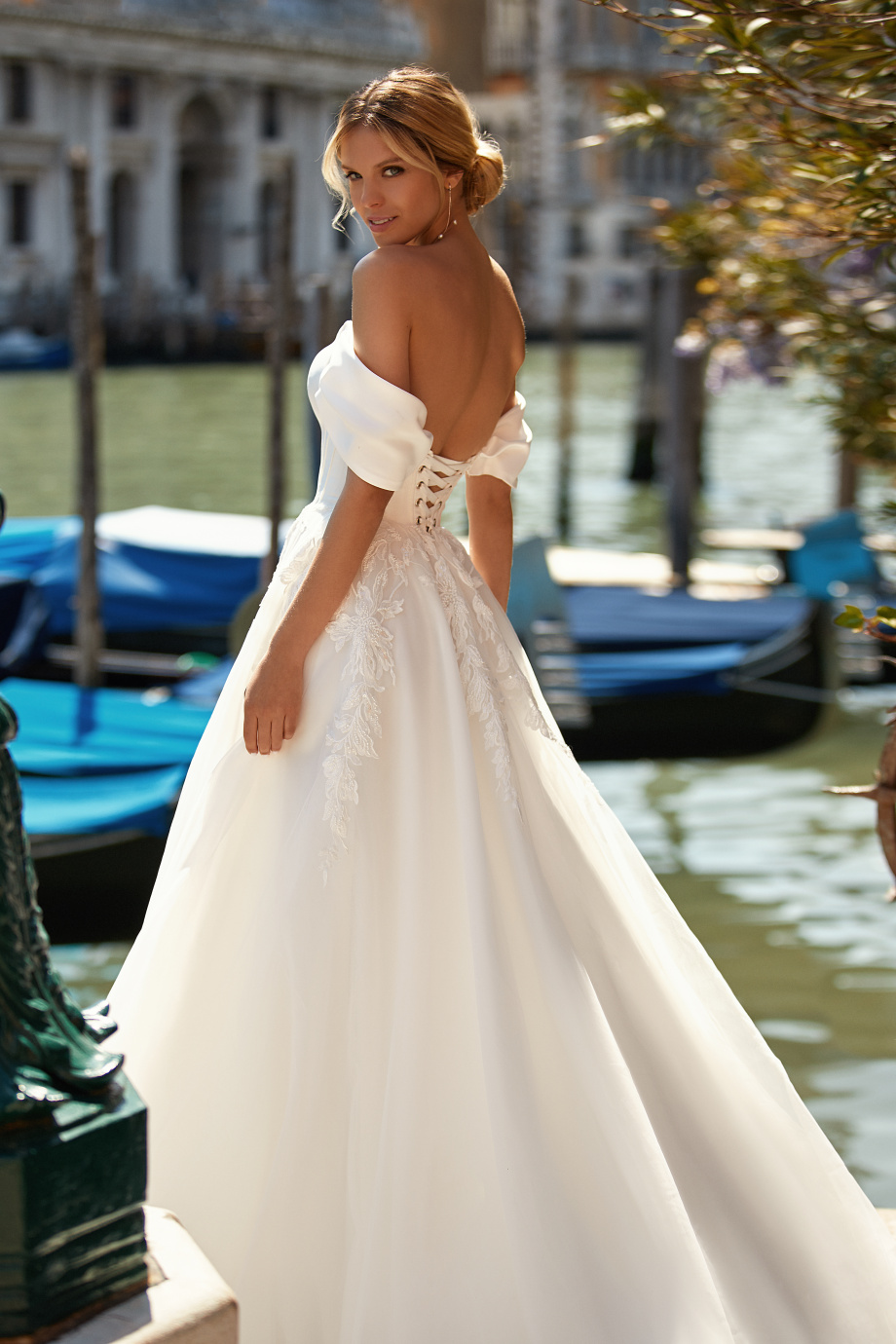 Wedding Dress Alanis  2