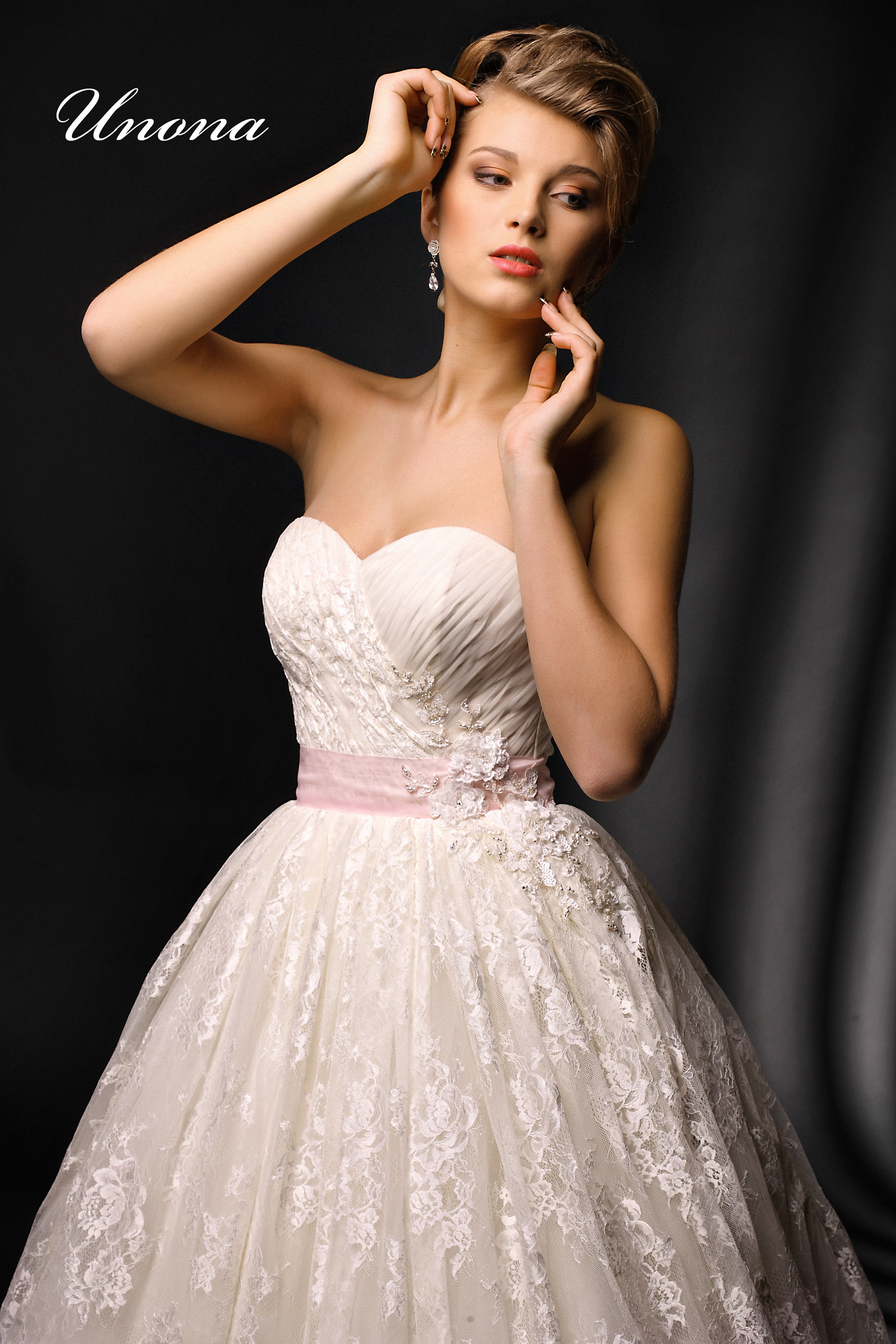 Свадебное платье Unona  3